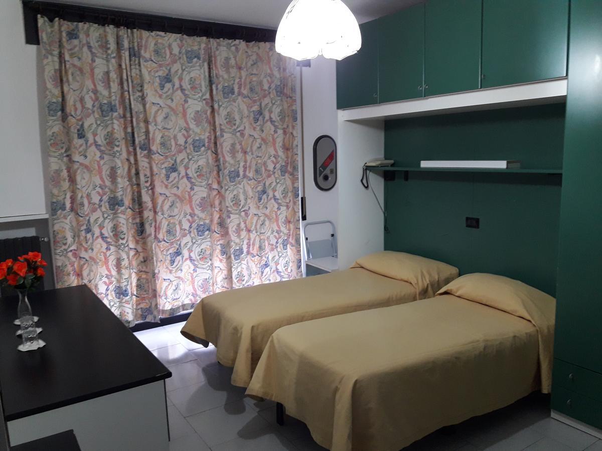 Albergo Piccadilly Medolago Екстер'єр фото