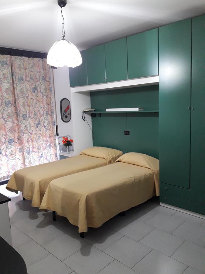 Albergo Piccadilly Medolago Екстер'єр фото