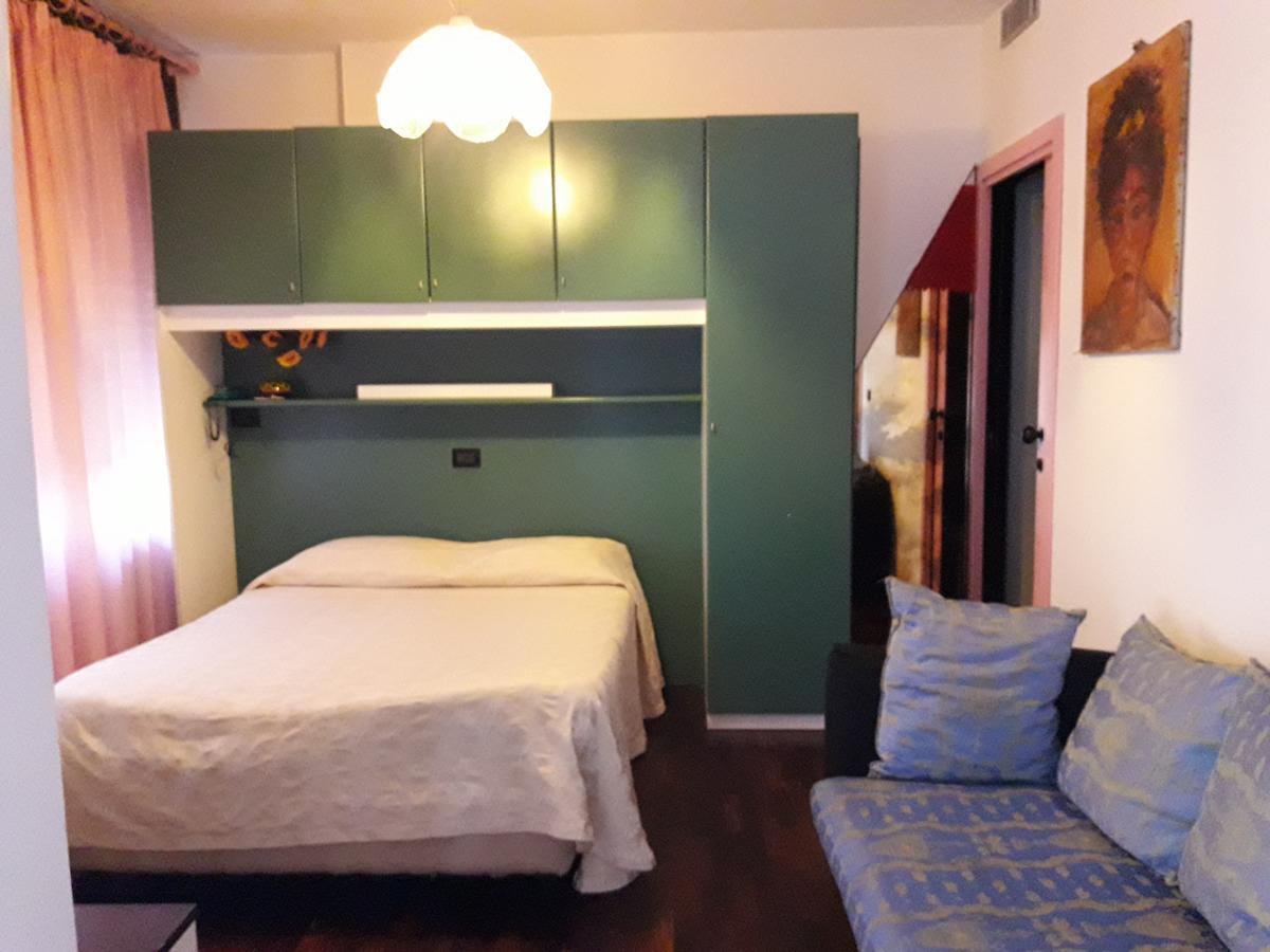Albergo Piccadilly Medolago Екстер'єр фото