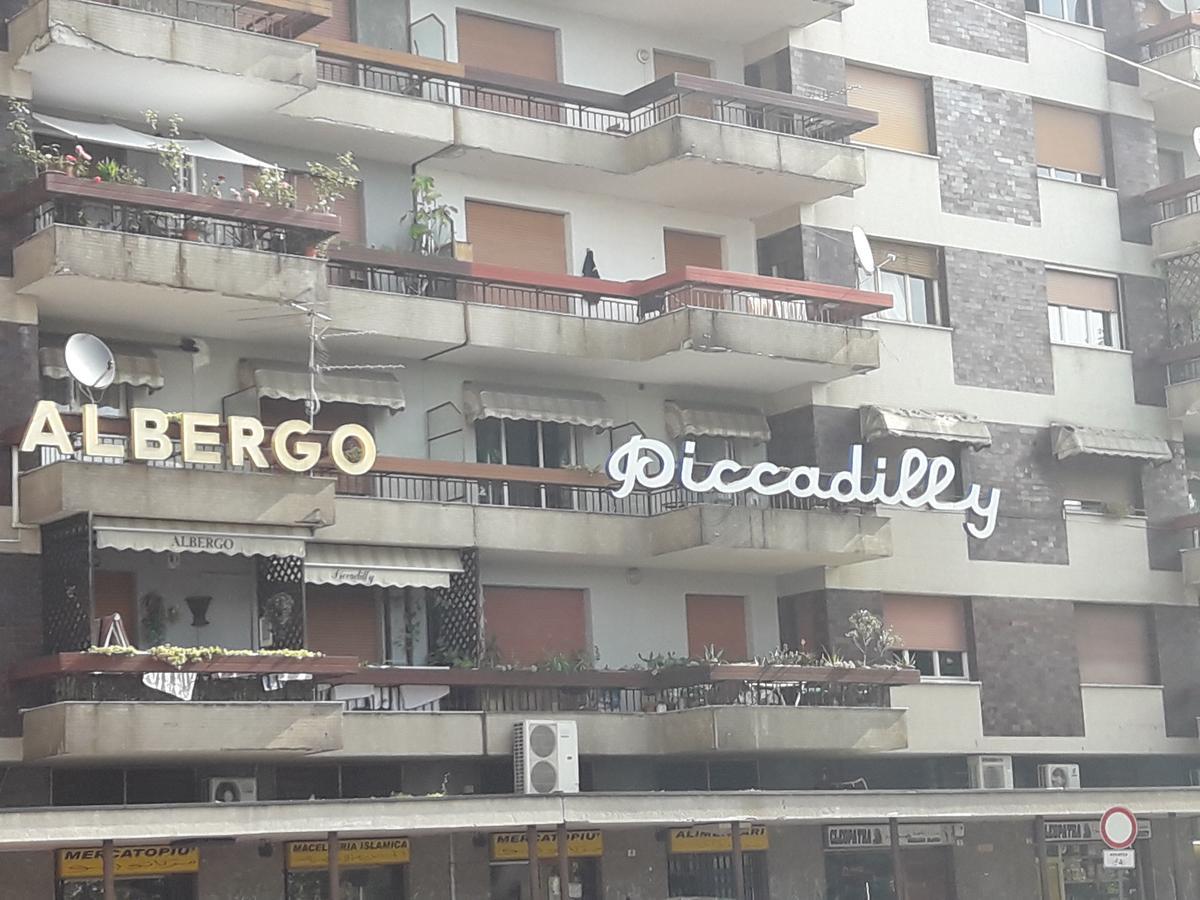 Albergo Piccadilly Medolago Екстер'єр фото