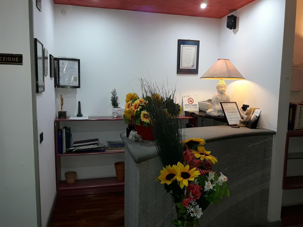Albergo Piccadilly Medolago Екстер'єр фото